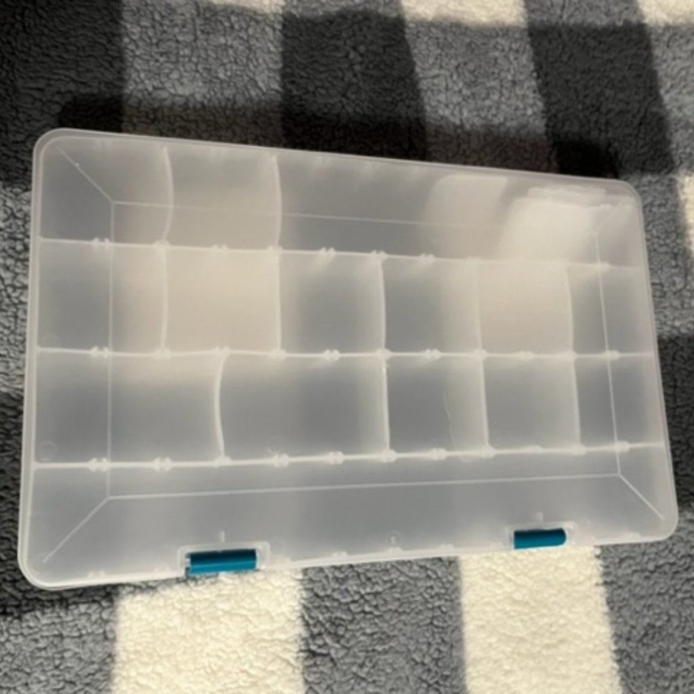 Plastic Storage case with Adjustable Compartments for Crafts Jewelry B…